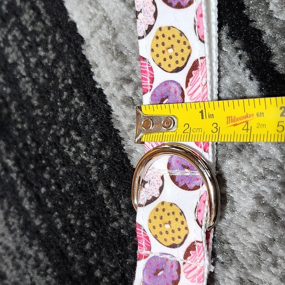 OLLY PET M/L DONUT DESIGN DOG BOW-TIE & LEASH - Picture 11 of 14